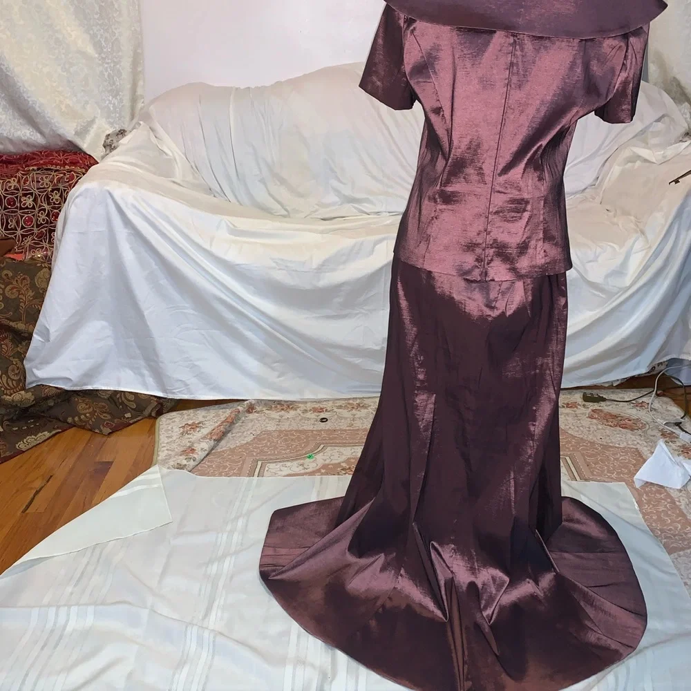 Dress - Picture 2 of 4